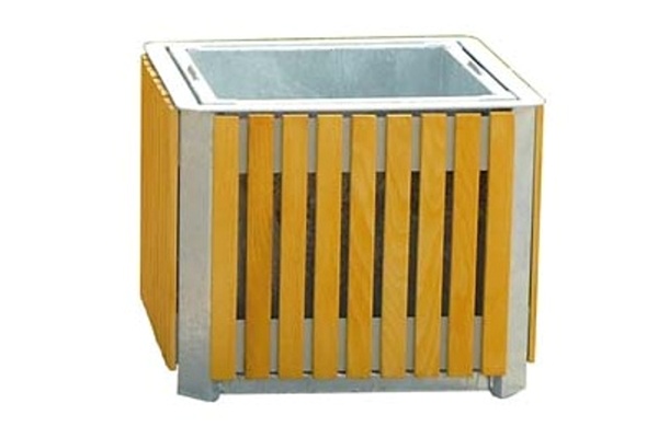 Container for plants with wood lining - square